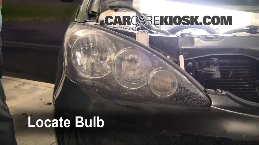 2006 Toyota Camry LE 2.4L 4 Cyl. Lights Highbeam (replace bulb)